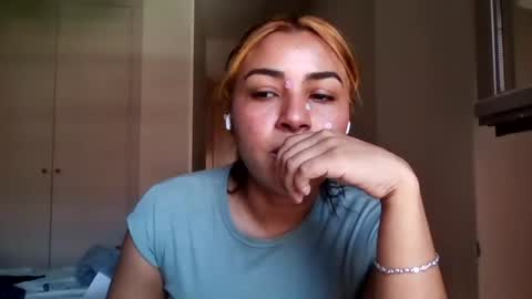 Snapshot of verow20 chatting on 07-29-26, 12:25 verow20 online show from 07-29-26, 12:25