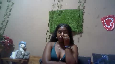 verronique1511 online show from 12-05-25, 05:31