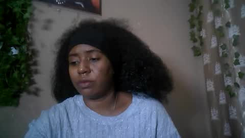 Snapshot of verronique1511 chatting on 06-10-26, 07:18 verronique1511 online show from 06-10-26, 07:18