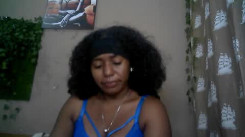 Snapshot of verronique1511 chatting on 06-13-26, 05:27 verronique1511 online show from 06-13-26, 05:27