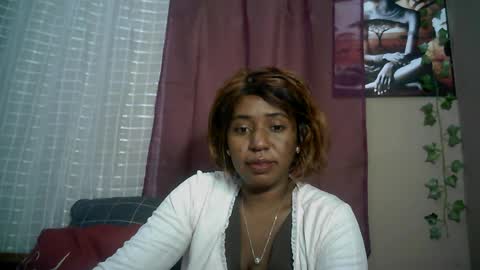 Snapshot of verronique1511 chatting on 07-02-26, 02:56 verronique1511 online show from 07-02-26, 02:56