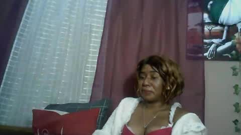 Snapshot of verronique1511 chatting on 07-05-26, 04:07 verronique1511 online show from 07-05-26, 04:07