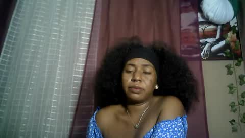 Snapshot of verronique1511 chatting on 07-10-26, 04:53 verronique1511 online show from 07-10-26, 04:53