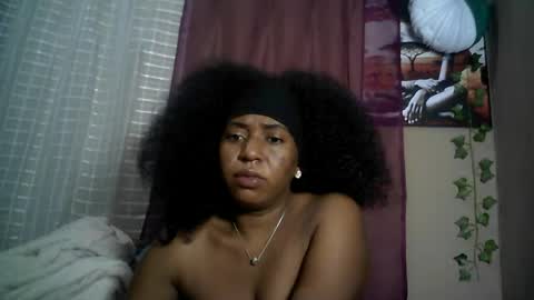 Snapshot of verronique1511 chatting on 07-13-26, 06:38 verronique1511 online show from 07-13-26, 06:38