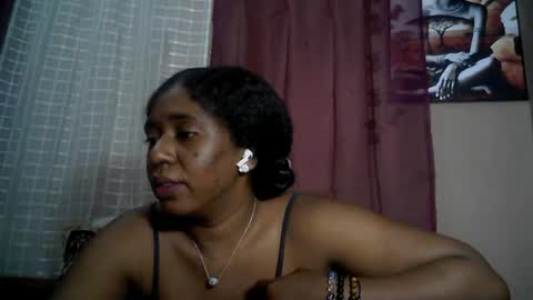 Snapshot of verronique1511 chatting on 07-16-26, 03:18 verronique1511 online show from 07-16-26, 03:18