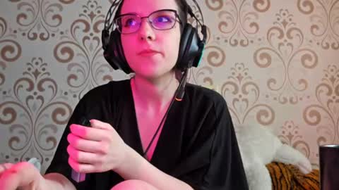 Snapshot of versieskains chatting on 03-23-26, 09:35 versieskains online show from 03-23-26, 09:35