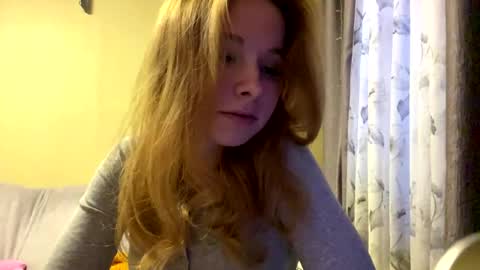 Lina online show from 05-12-26, 02:03