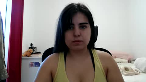 Snapshot of veruca99 chatting on 05-08-26, 01:49 veruca99 online show from 05-08-26, 01:49