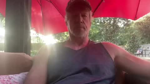 Snapshot of vervalas1 chatting on 06-12-26, 12:48 Vervalas online show from 06-12-26, 12:48