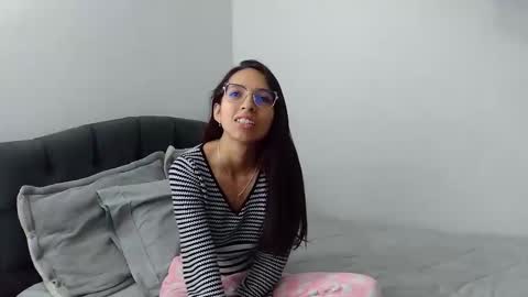 Snapshot of very_hard2 chatting on 01-18-26, 07:06 very_hard2 online show from 01-18-26, 07:06