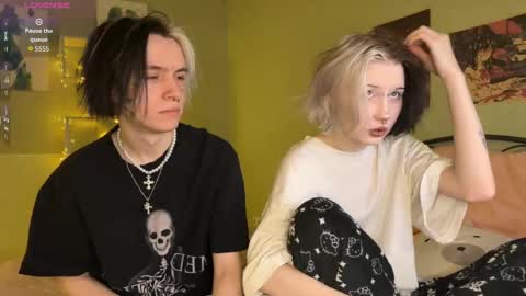 veryraretwins online show from 12-01-25, 12:48