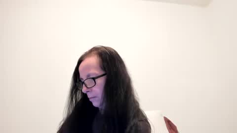 Snapshot of verysassypeachgoddess chatting on 01-10-26, 03:19 verysassypeachgoddess online show from 01-10-26, 03:19