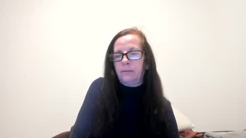 Snapshot of verysassypeachgoddess chatting on 02-04-26, 12:00 verysassypeachgoddess online show from 02-04-26, 12:00