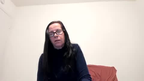 Snapshot of verysassypeachgoddess chatting on 02-18-26, 11:39 verysassypeachgoddess online show from 02-18-26, 11:39