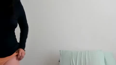 Snapshot of verysassypeachgoddess chatting on 03-03-26, 04:02 verysassypeachgoddess online show from 03-03-26, 04:02