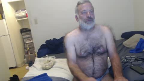 hairy man online show from 12-04-24, 12:52