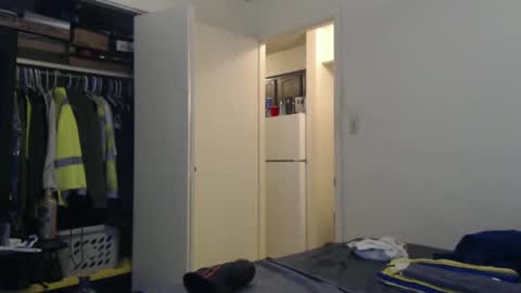 hairy man online show from 01-26-25, 01:09