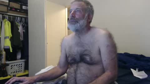 hairy man online show from 02-22-25, 01:00