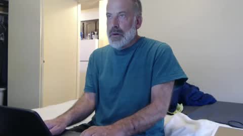 hairy man online show from 03-03-25, 12:48