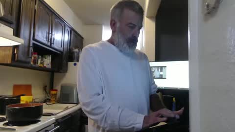 hairy man online show from 09-23-25, 11:52