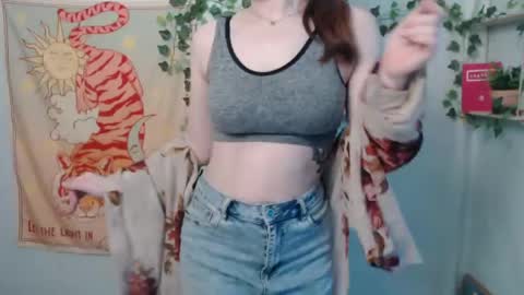 veryveryvery_shy online show from 06-10-26, 05:39