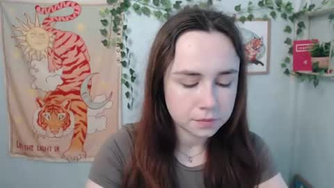 veryveryvery_shy online show from 06-13-26, 05:38