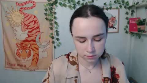 veryveryvery_shy online show from 06-19-26, 05:34