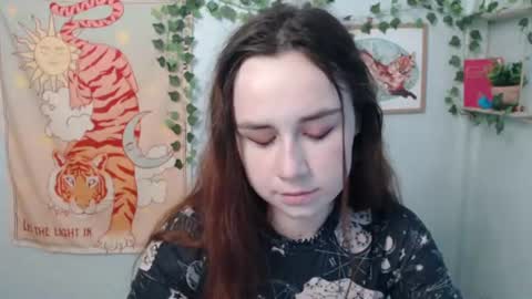 veryveryvery_shy online show from 07-09-26, 06:06