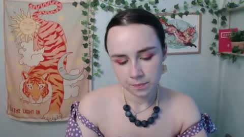 veryveryvery_shy online show from 07-27-26, 05:36