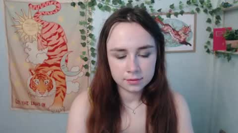 veryveryvery_shy online show from 07-29-26, 05:49