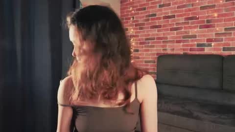 Amelia online show from 03-28-26, 05:07