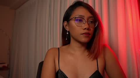 Snapshot of vexanyx chatting on 05-16-26, 02:38 Vexa Nyx online show from 05-16-26, 02:38