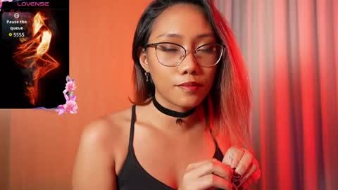 Snapshot of vexanyx chatting on 05-29-26, 11:30 Vexa Nyx online show from 05-29-26, 11:30