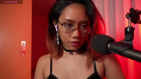 Snapshot of vexanyx chatting on 06-12-26, 12:04 Vexa Nyx online show from 06-12-26, 12:04