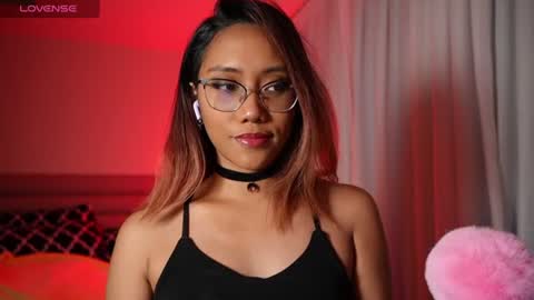 Snapshot of vexanyx chatting on 06-17-26, 12:18 Vexa Nyx online show from 06-17-26, 12:18