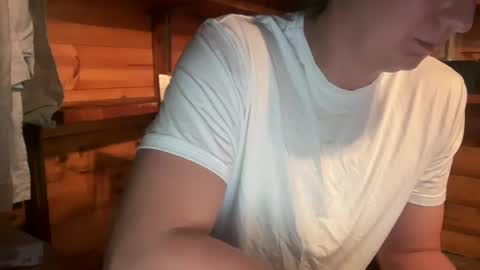 Snapshot of vexelgain chatting on 10-06-25, 03:26 HendasWerout online show from 10-06-25, 03:26