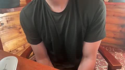 Snapshot of vexelgain chatting on 11-11-25, 09:48 HendasWerout online show from 11-11-25, 09:48