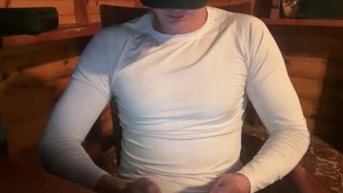 Snapshot of vexelgain chatting on 11-25-25, 05:18 HendasWerout online show from 11-25-25, 05:18