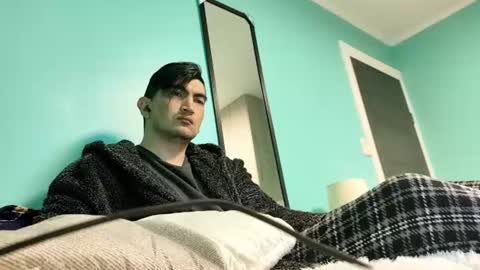 Snapshot of vhalir chatting on 06-17-26, 02:47 vhalir online show from 06-17-26, 02:47
