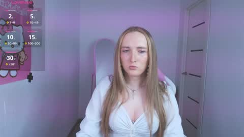 vi_luxxxy online show from 04-05-26, 01:58