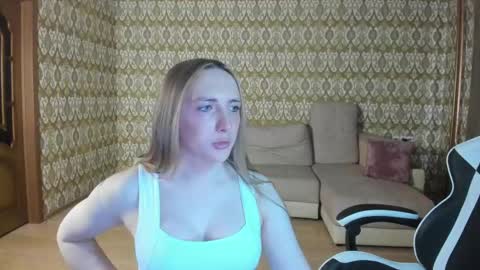 Snapshot of vi_luxxxy chatting on 05-09-26, 02:17 vi_luxxxy online show from 05-09-26, 02:17