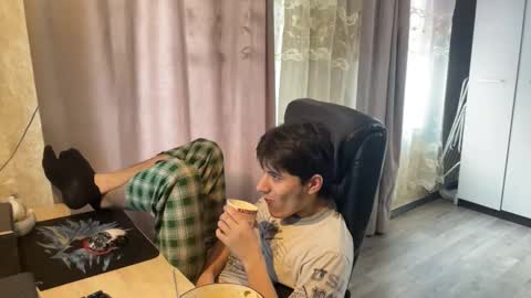 vialeras online show from 11-14-25, 04:55