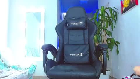 Ariana  online show from 12-04-24, 09:24