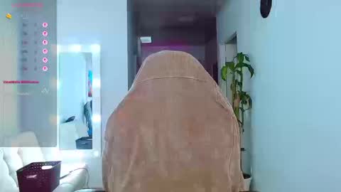 Ariana  online show from 09-10-25, 09:59