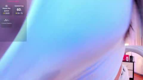 Ariana  online show from 09-26-25, 10:47