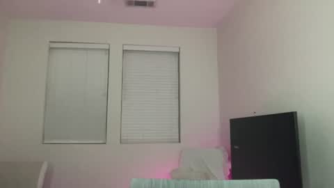 viarlunaa online show from 07-20-26, 05:33