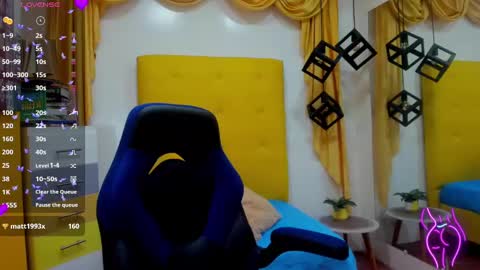 Snapshot of vic_nahomy chatting on 02-11-25, 04:13 nahomy online show from 02-11-25, 04:13