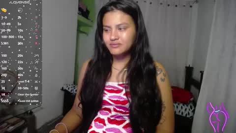 Snapshot of vic_nahomy chatting on 11-08-25, 05:51 nahomy online show from 11-08-25, 05:51