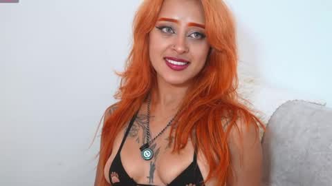Snapshot of vicioushorse33 chatting on 05-01-26, 03:44 Sophie and Stan online show from 05-01-26, 03:44