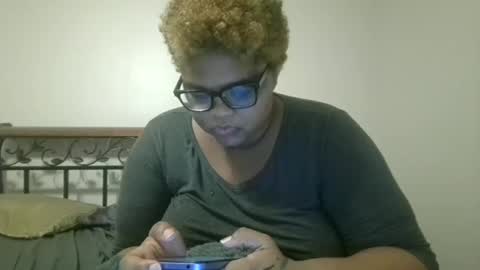 vickiryder56 online show from 11-19-25, 03:17